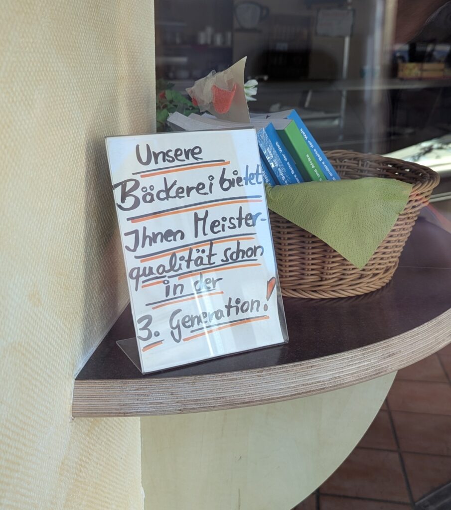 Beim Meisterbäcker Wintrich.