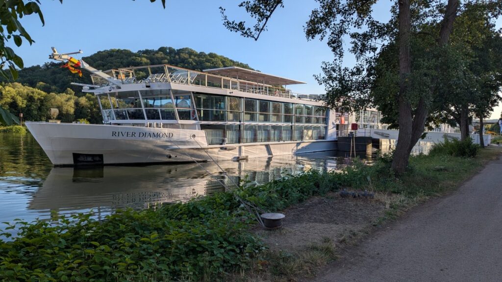 Die River Diamond. Leider kein Schnäbi-Bild.